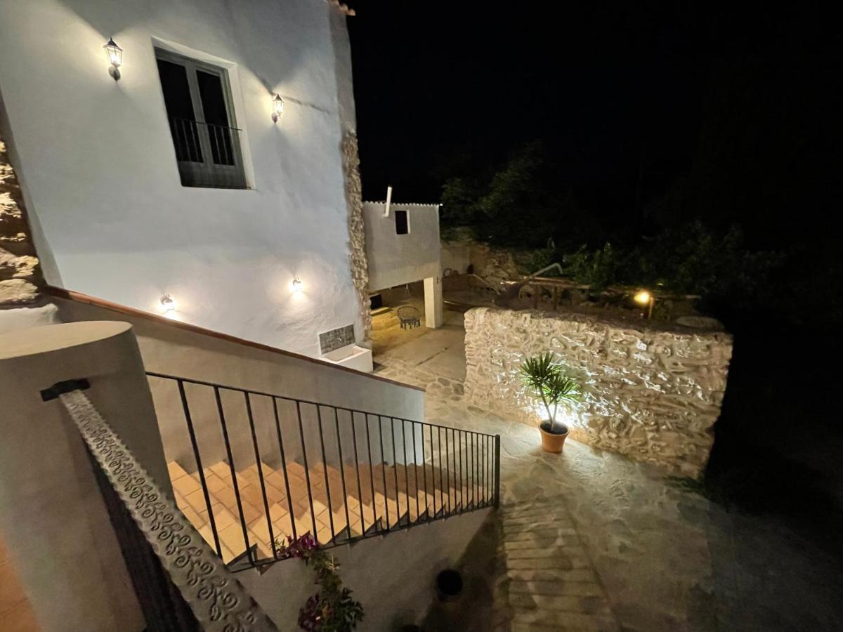 Cortijo Las Angosturas Montefrío Extérieur photo