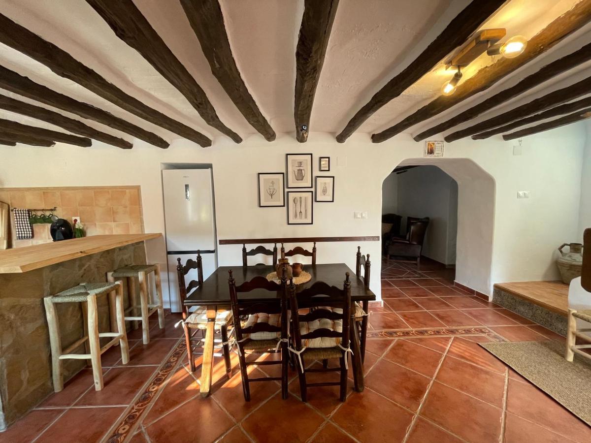 Cortijo Las Angosturas Montefrío Extérieur photo