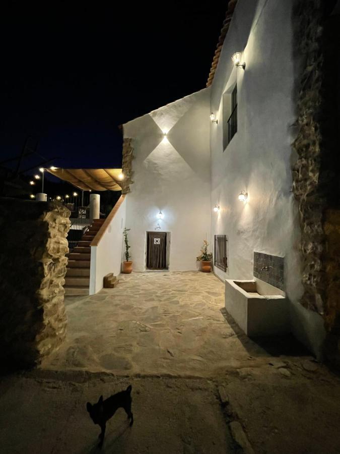 Cortijo Las Angosturas Montefrío Extérieur photo