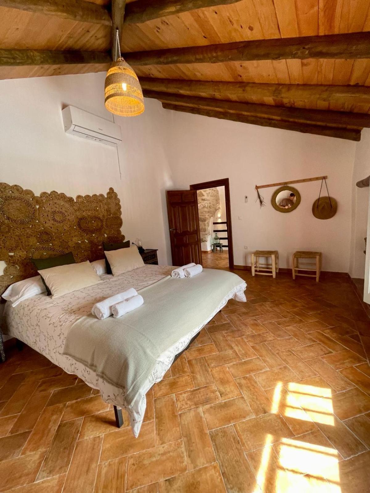 Cortijo Las Angosturas Montefrío Extérieur photo