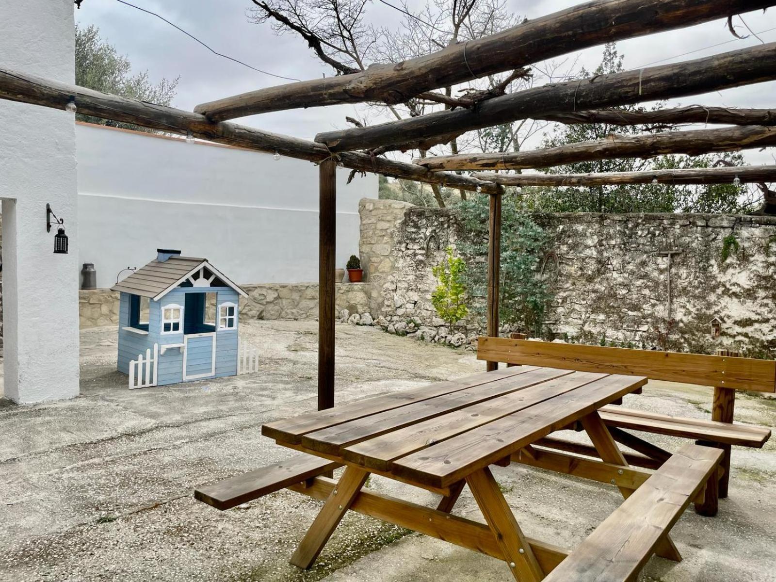 Cortijo Las Angosturas Montefrío Extérieur photo